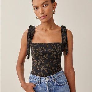 Reformations Ellora Top in a size 4. Only worn once.